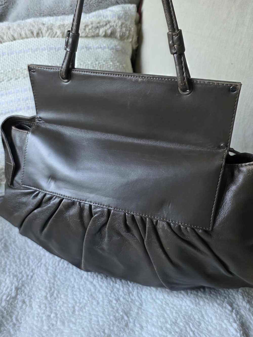 Authentic FENDI To You Bag - Picture 3 of 10